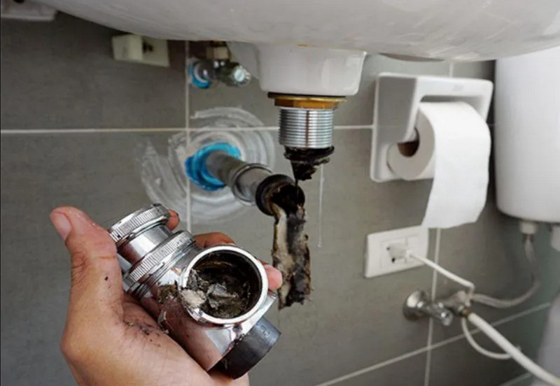 Bạn không cần chuẩn bị quá nhiều dụng cụ để sửa ống nước bồn rửa mặt.